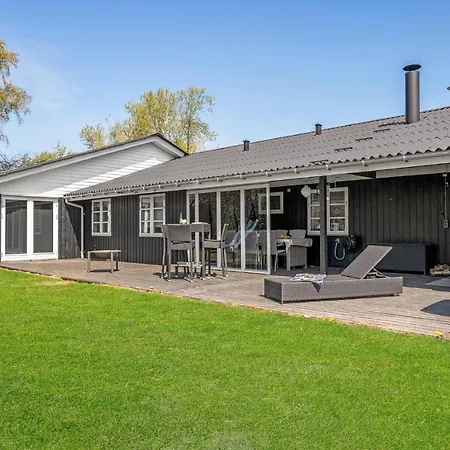 度假居 Amazing In With Sauna Rødby