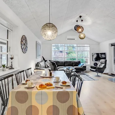 度假居 Amazing In With Sauna