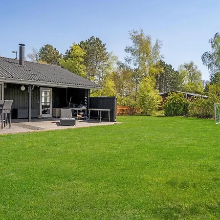 Vakantiehuis Prachtig In Met Sauna