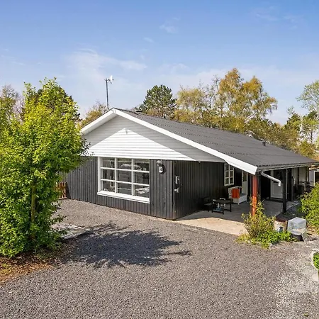 Vakantiehuis Prachtig In Met Sauna